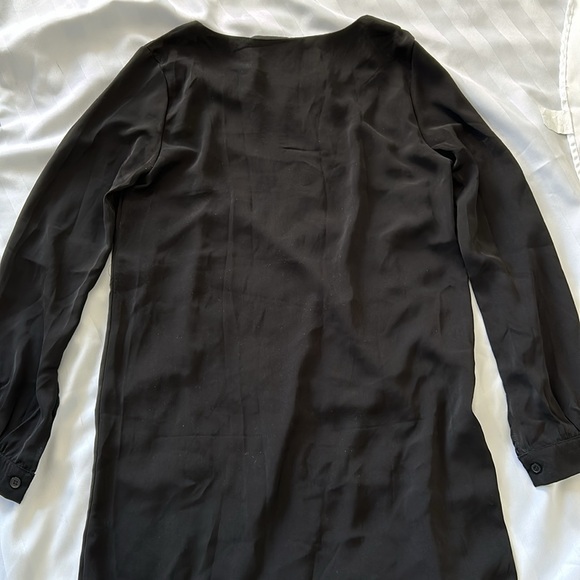 Chic Showpo black mini dress - Picture 4 of 4